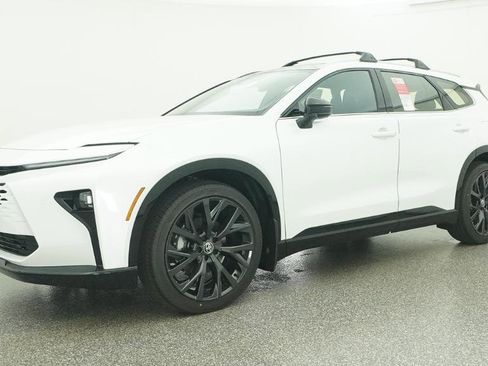 New 2026 Toyota Crown Signia image 33