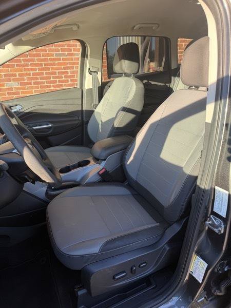 Used 2016 Ford Escape SE w/ Equipment Group 201A AWD/4WD image 9