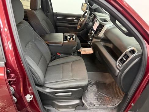 Used 2025 RAM 1500 Big Horn AWD/4WD image 38