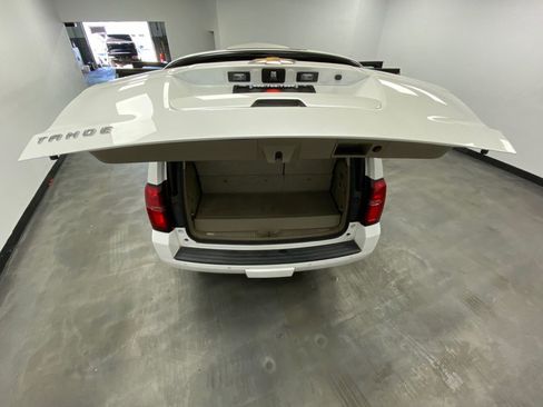 Used 2019 Chevrolet Tahoe LT w/ LT Signature Package image 51