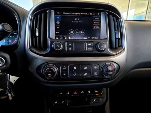 Used 2020 Chevrolet Colorado Z71 AWD/4WD image 39