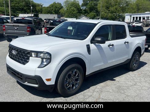 New 2026 Ford Maverick XLT image 3