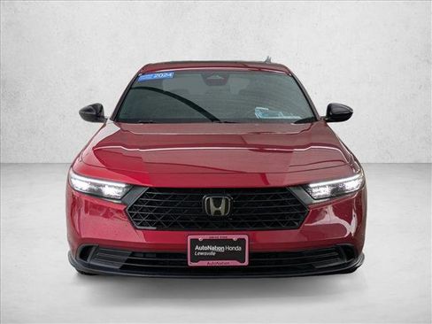 Used 2024 Honda Accord Sport image 2
