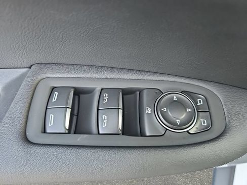 Used 2026 Cadillac XT5 Luxury w/ LPO, Floor Liner Package AWD/4WD image 27