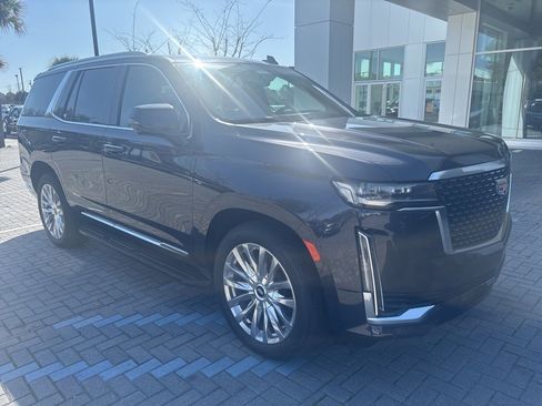 Certified 2023 Cadillac Escalade Premium Luxury w/ Performance Package image 40