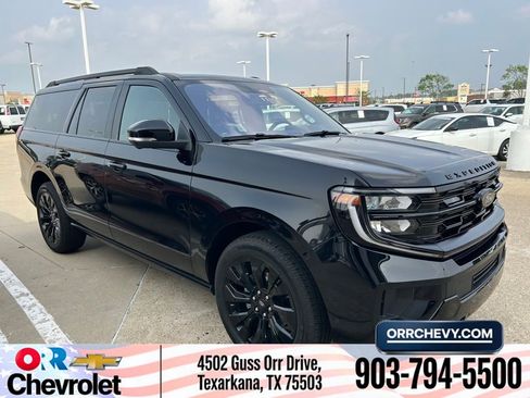Used 2025 Ford Expedition Max Platinum w/ Stealth Appearance Package AWD/4WD image 1