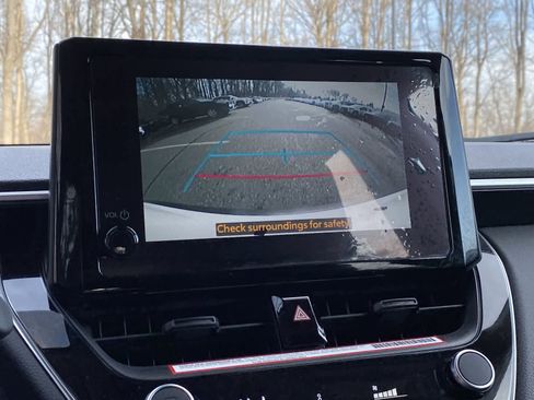 Certified 2024 Toyota Corolla Cross LE image 35