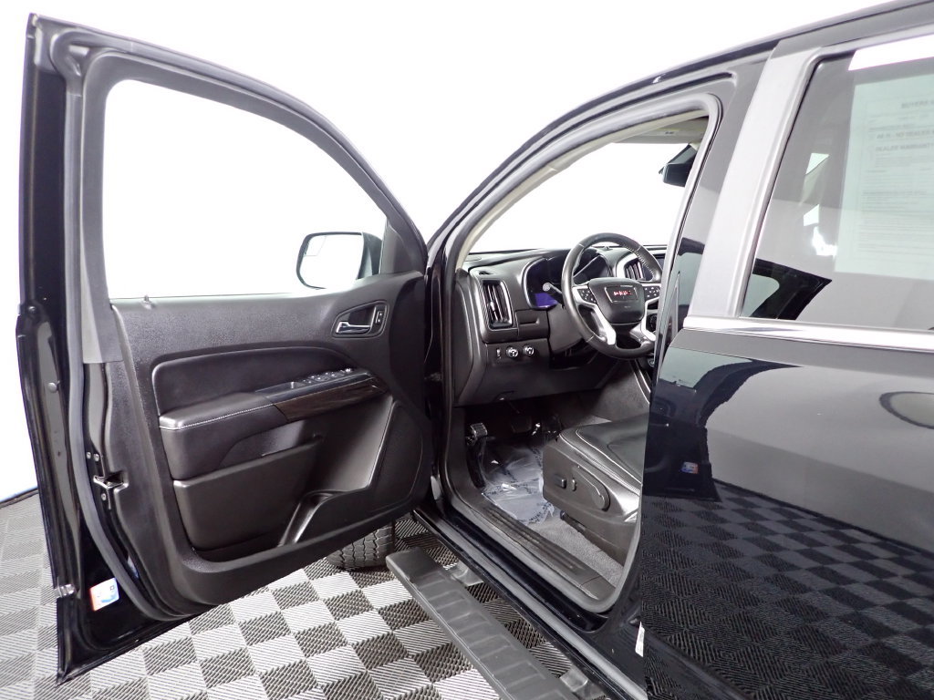 Used 2019 GMC Canyon SLT w/ Driver Alert Package AWD/4WD image 17