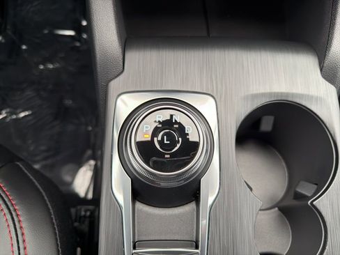 New 2026 Ford Escape ST-Line image 32