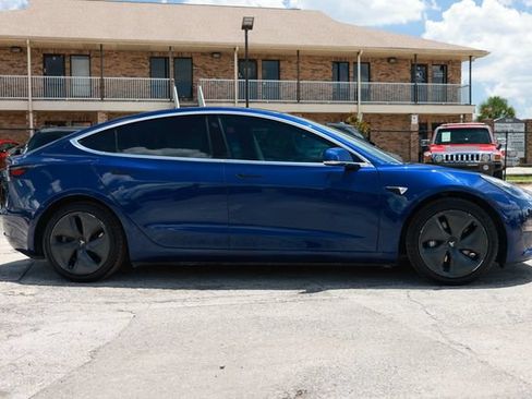Used 2020 Tesla Model 3 Standard Range Plus RWD image 16