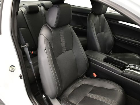Used 2020 Honda Civic Touring image 44
