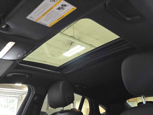 Certified 2022 Mercedes-Benz GLC 300 4MATIC Coupe image 22