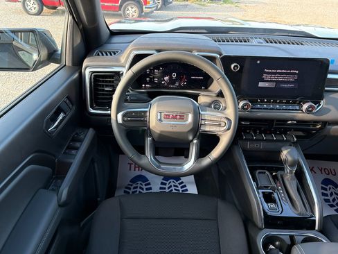 New 2026 GMC Canyon Elevation w/ Convenience Package RWD image 9