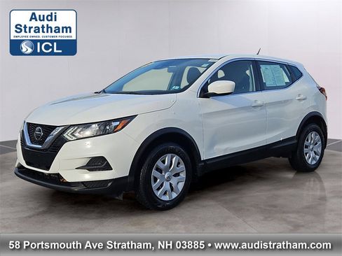 Used 2020 Nissan Rogue Sport S image 1