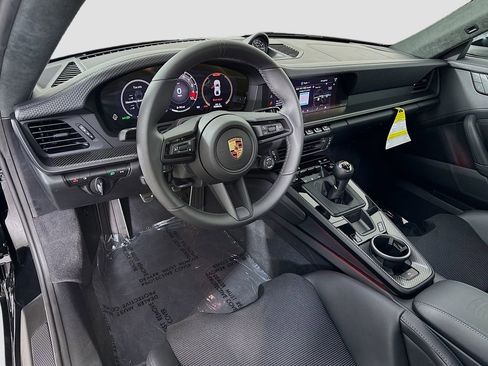 Certified 2026 Porsche 911 Targa 4 RWD image 24
