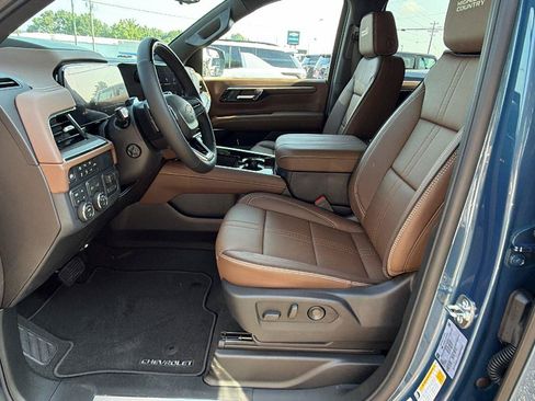 New 2026 Chevrolet Tahoe High Country AWD/4WD image 17