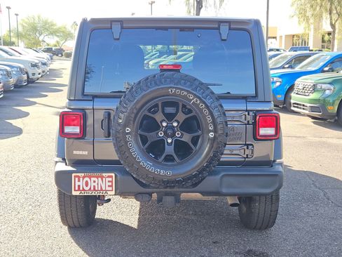 Used 2022 Jeep Wrangler Unlimited Sport image 6