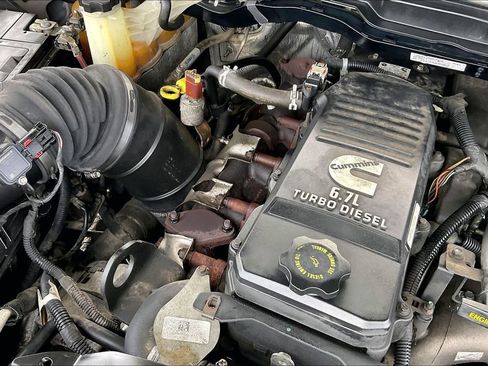 Used 2014 RAM 2500 Tradesman w/ Chrome Appearance Group image 31