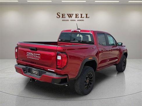 New 2026 GMC Canyon Elevation w/ Convenience Package image 4