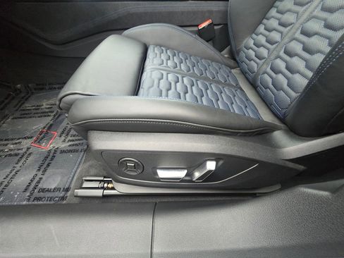 Used 2024 Audi RS 7 Performance image 15