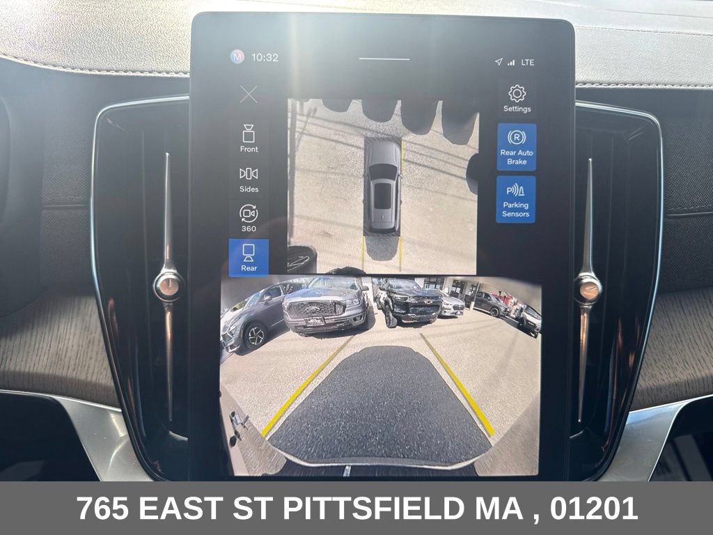 Used 2025 Volvo XC90 B6 Ultra w/ Protection Package Premier AWD/4WD image 29