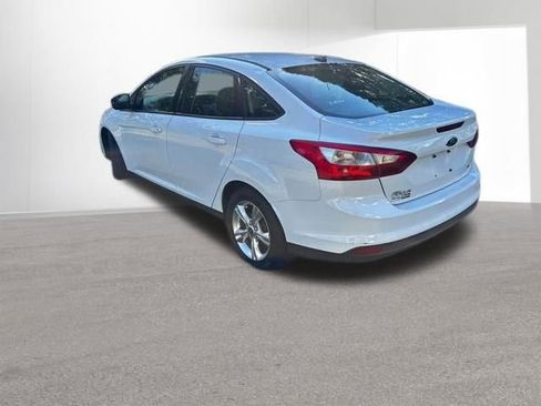 Used 2014 Ford Focus SE image 2