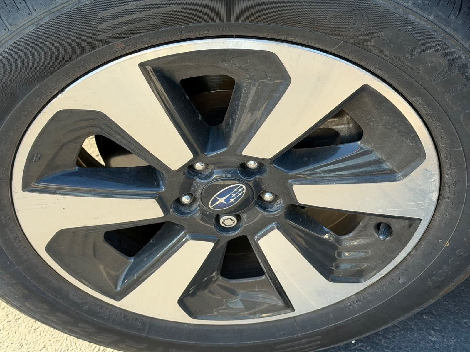 Used 2017 Subaru Forester 2.5i Premium AWD/4WD image 7