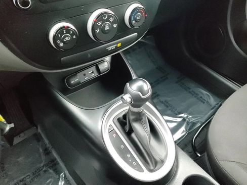 Used 2018 Kia Soul image 20