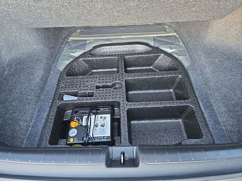 Used 2018 Honda Accord Touring image 47