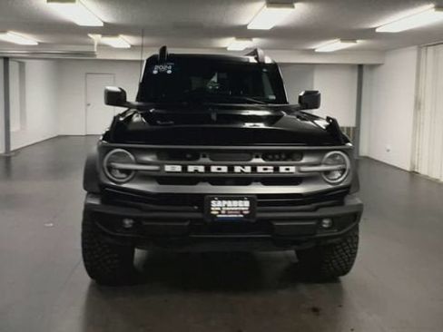 Used 2024 Ford Bronco Big Bend w/ Sasquatch Package AWD/4WD image 3