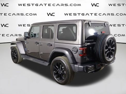 Used 2025 Jeep Wrangler Unlimited Sahara AWD/4WD image 49
