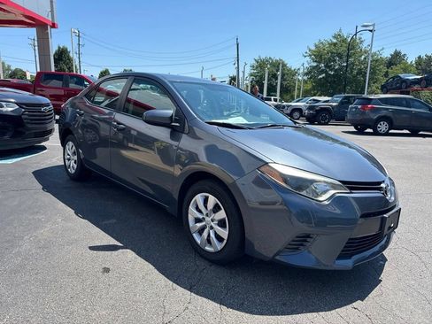 Used 2016 Toyota Corolla LE FWD image 8