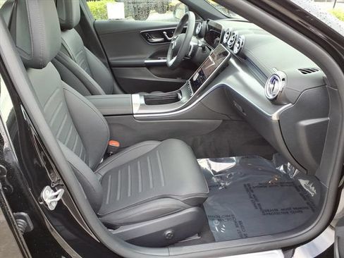 Certified 2025 Mercedes-Benz C 300 4MATIC Sedan image 17