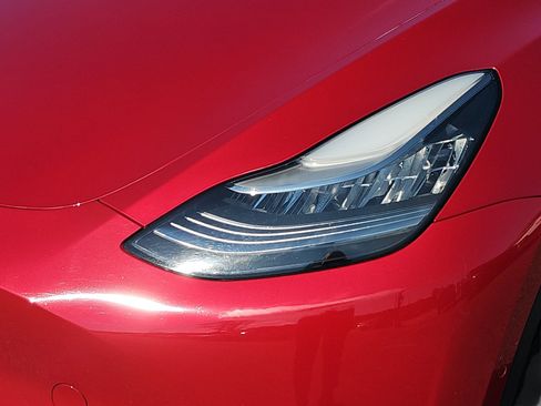 Used 2020 Tesla Model Y Long Range AWD/4WD image 29
