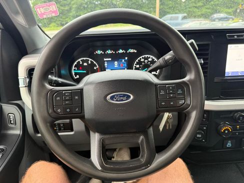 Used 2023 Ford F550 4x4 Regular Cab Super Duty image 25