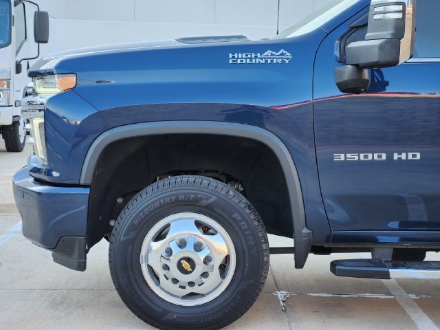 Used 2022 Chevrolet Silverado 3500 High Country AWD/4WD image 10