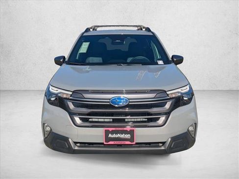 Used 2026 Subaru Forester Premium AWD/4WD image 5