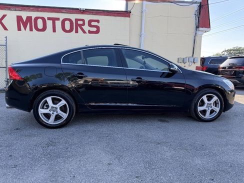 Used 2013 Volvo S60 T5 AWD/4WD image 3