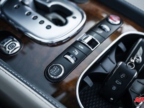 Used 2013 Bentley Continental GT image 22