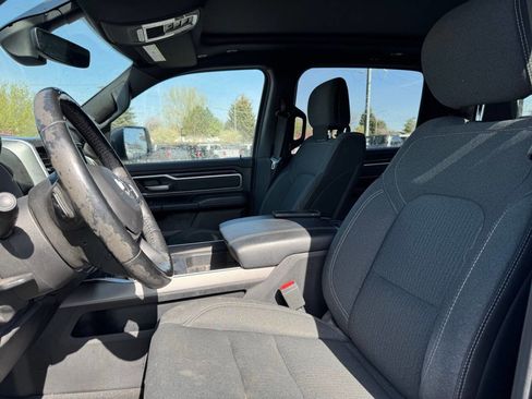 Used 2019 RAM 1500 Big Horn AWD/4WD image 10