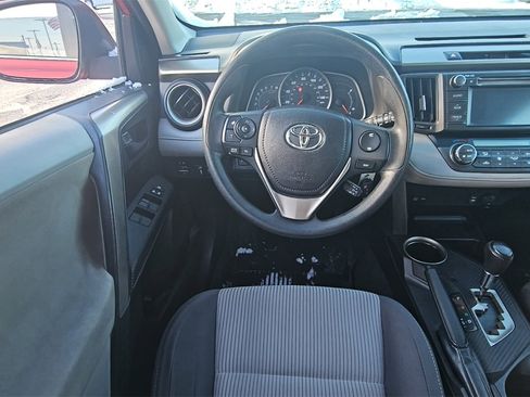 Used 2013 Toyota RAV4 XLE image 9
