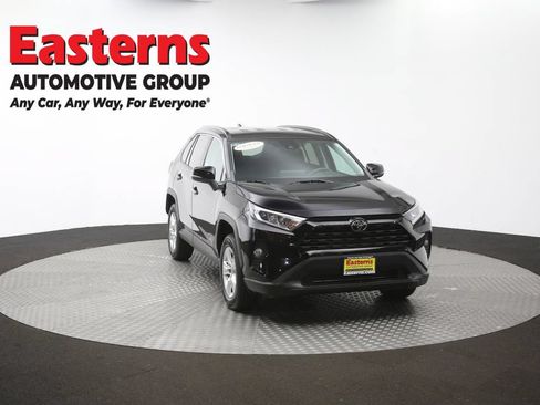 Used 2021 Toyota RAV4 XLE AWD/4WD image 50