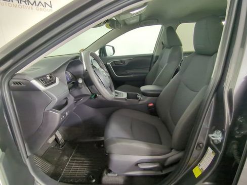 Used 2024 Toyota RAV4 LE image 19