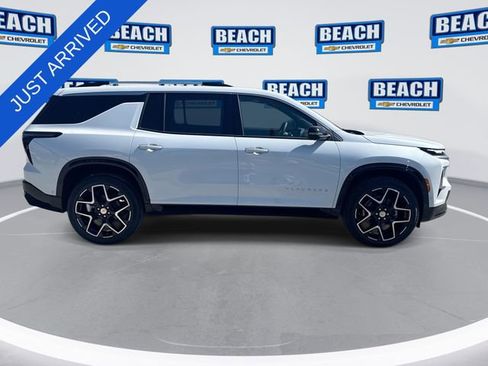 New 2026 Chevrolet Traverse High Country image 9