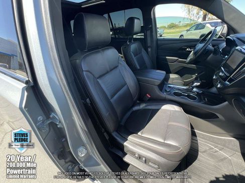 Certified 2023 Chevrolet Traverse RS w/ LPO, Cargo Package AWD/4WD image 33