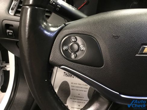Used 2016 Chevrolet Impala LT w/ Convenience Package image 45
