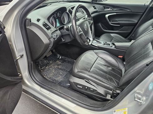 Used 2011 Buick Regal CXL image 11
