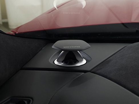 Used 2021 Lamborghini Urus image 23