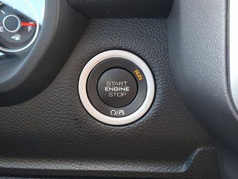 Used 2021 RAM 1500 Big Horn image 23