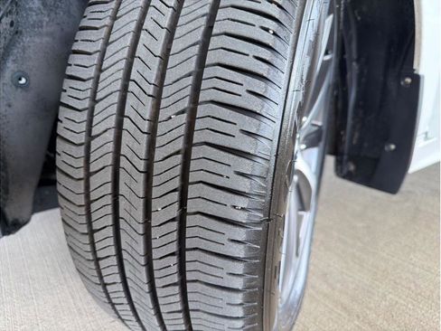 Used 2015 Subaru Legacy 3.6R Limited w/ Popular Package #4 image 26